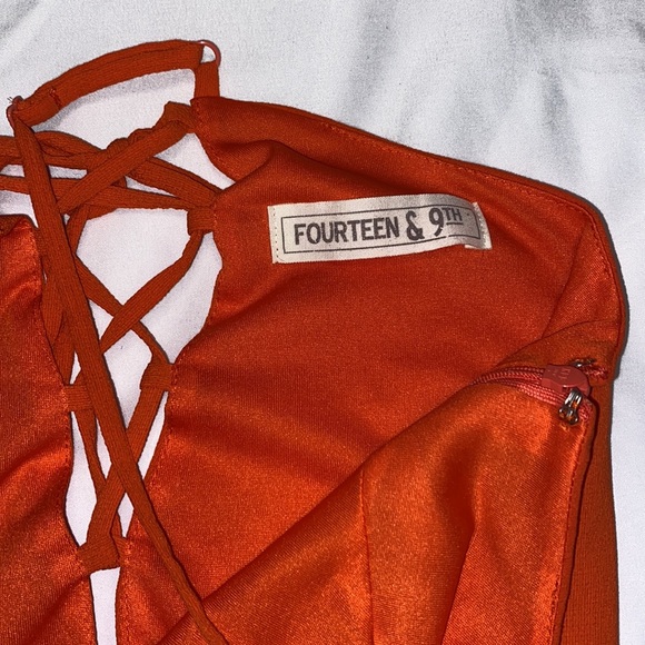 Coral/orange mini dress. Size medium-large. - Picture 3 of 12